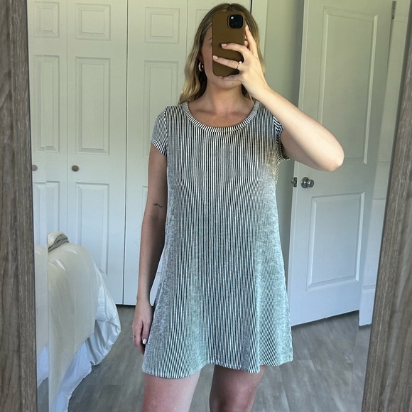 Caution To The Wind Dresses & Skirts - CAUTION TO THE WIND | OLIVE GREEN & WHITE STRIPED CASUAL MINI DRESS | SIZE S